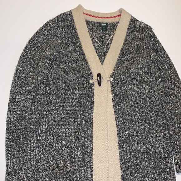 Roots Canada Long Grey and Red Wool Sweater - Women’s Size Medium - Picture 2 of 7